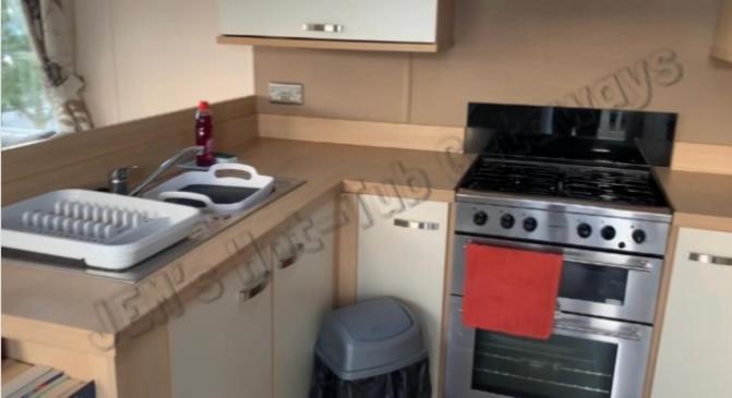Jems Hot-Tub Getaways 8 Berth At Tattershall Lakes Екстериор снимка