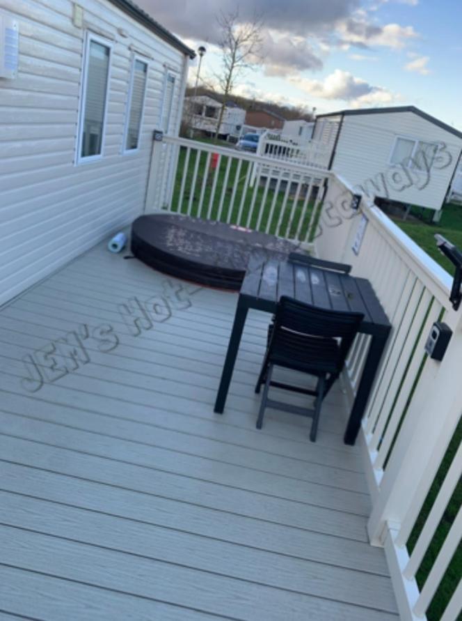 Jems Hot-Tub Getaways 8 Berth At Tattershall Lakes Екстериор снимка